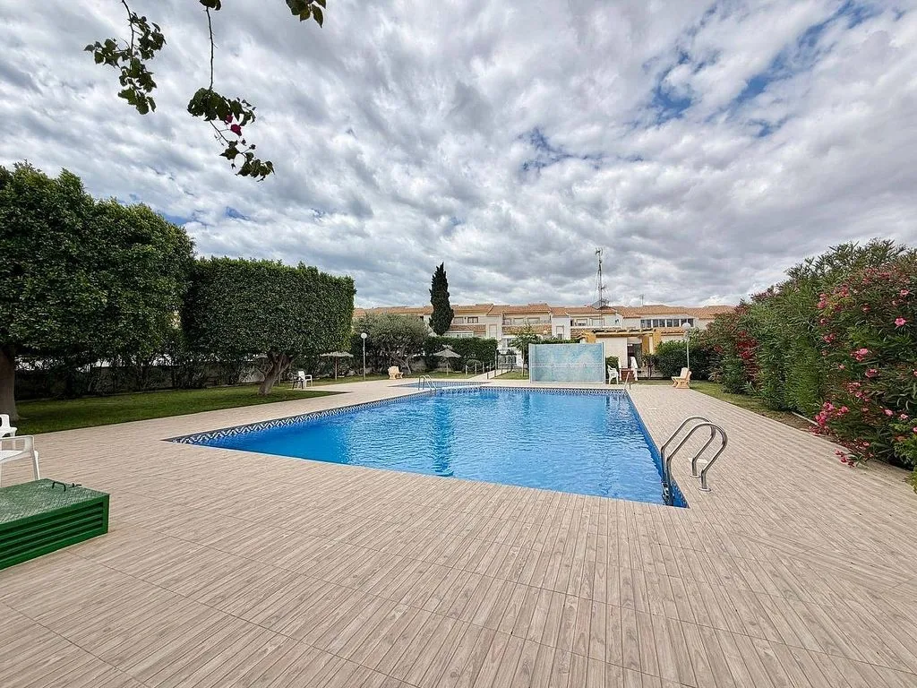 Bassein - Semi-Detached House with Pool in Gran Alacant