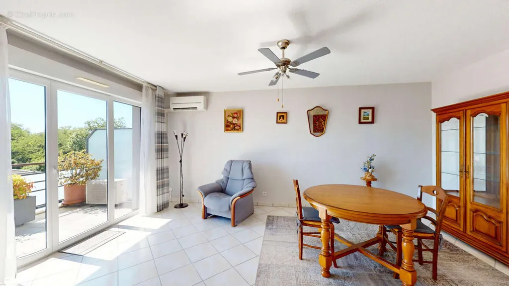 Dining Room - Luxury Flat with Terraces in Bayonne