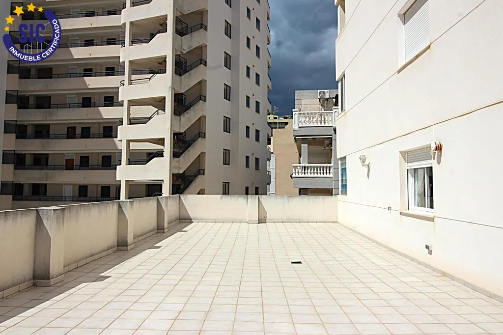 Terrazza - Beachfront Apartment with 88m² Terrace in Oropesa del Mar