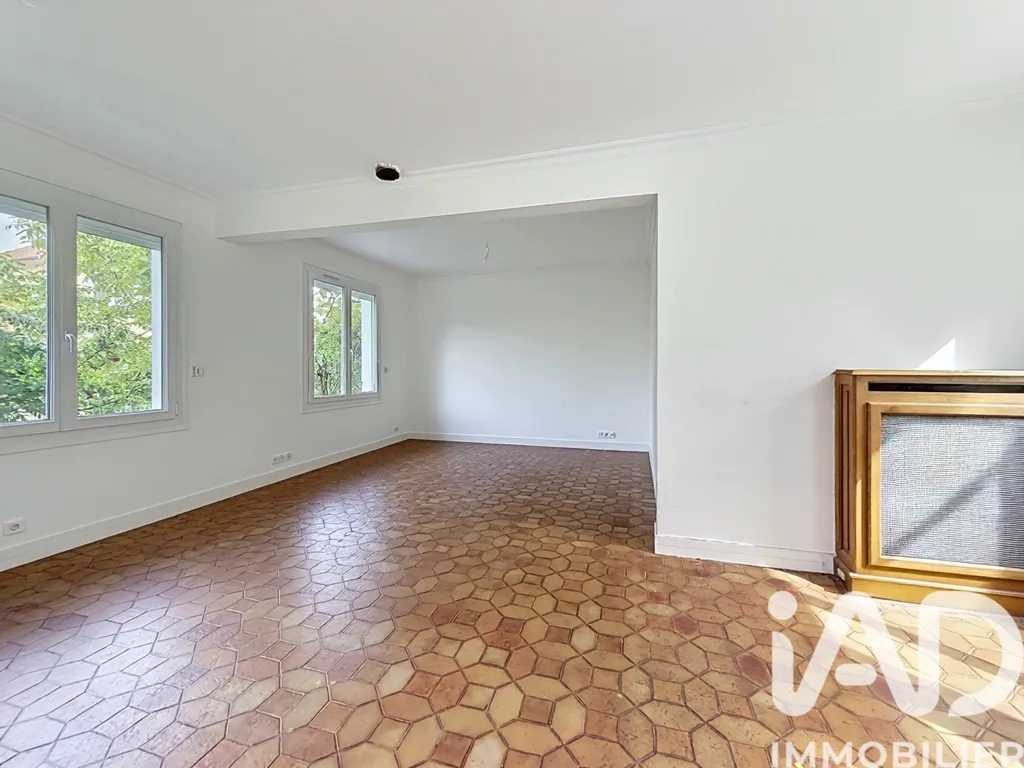 Elutuba - House with Large Garden in Ermont