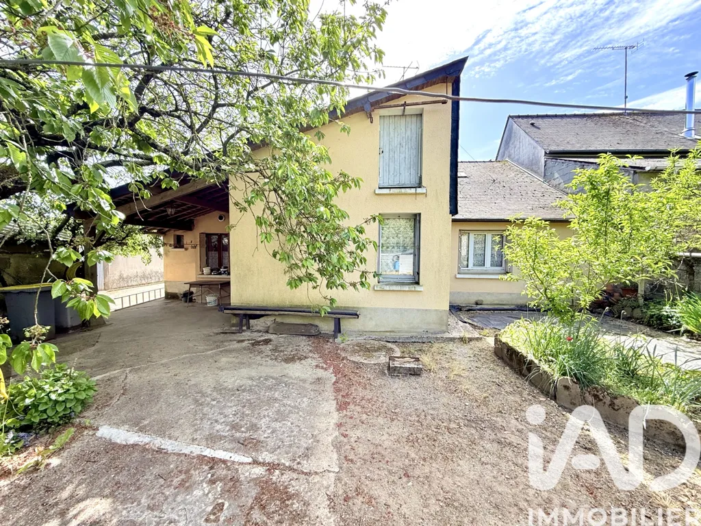 Jardin - Maison à Craon avec Terrain et Garages
