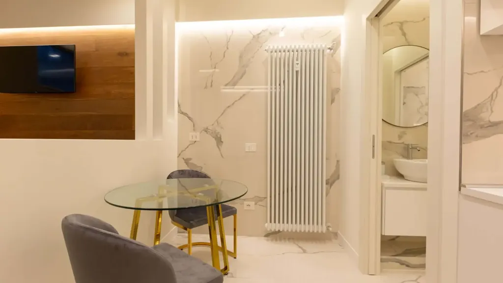 hallway_entrance