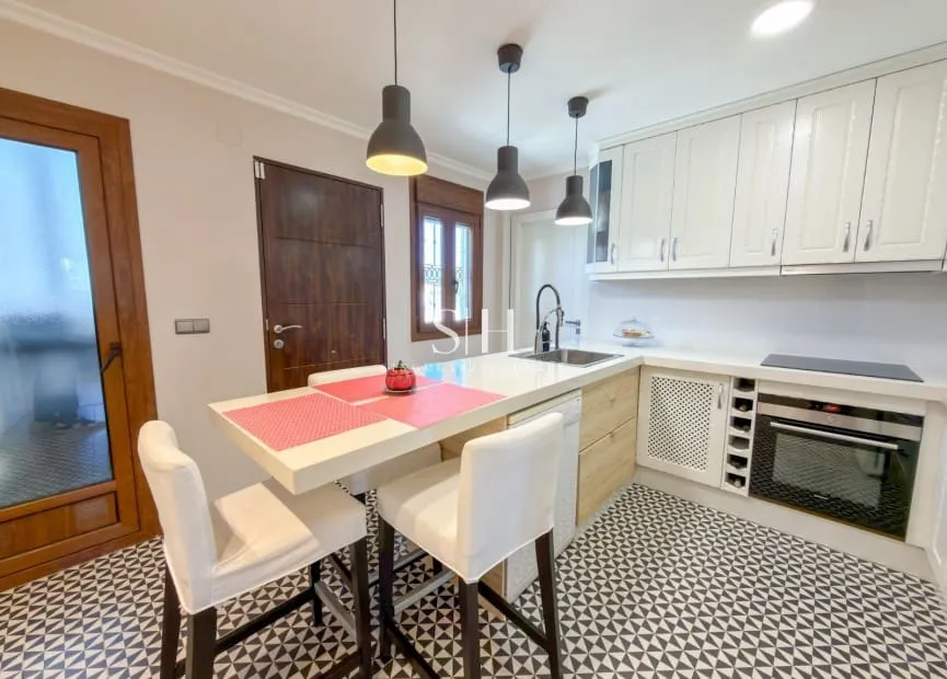Kitchen - Contemporary Villa with Private Pool in San Fulgencio