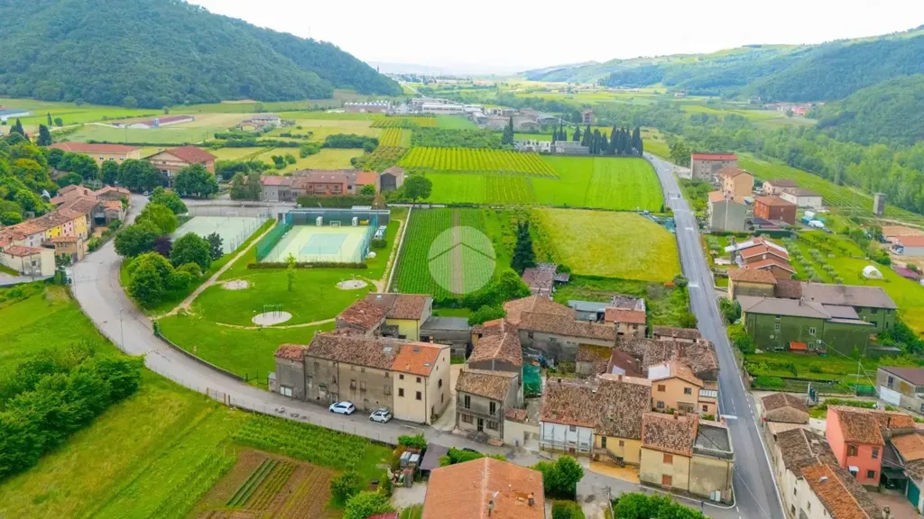 Vue aérienne - Traditional Villa with Balcony in Tregnago