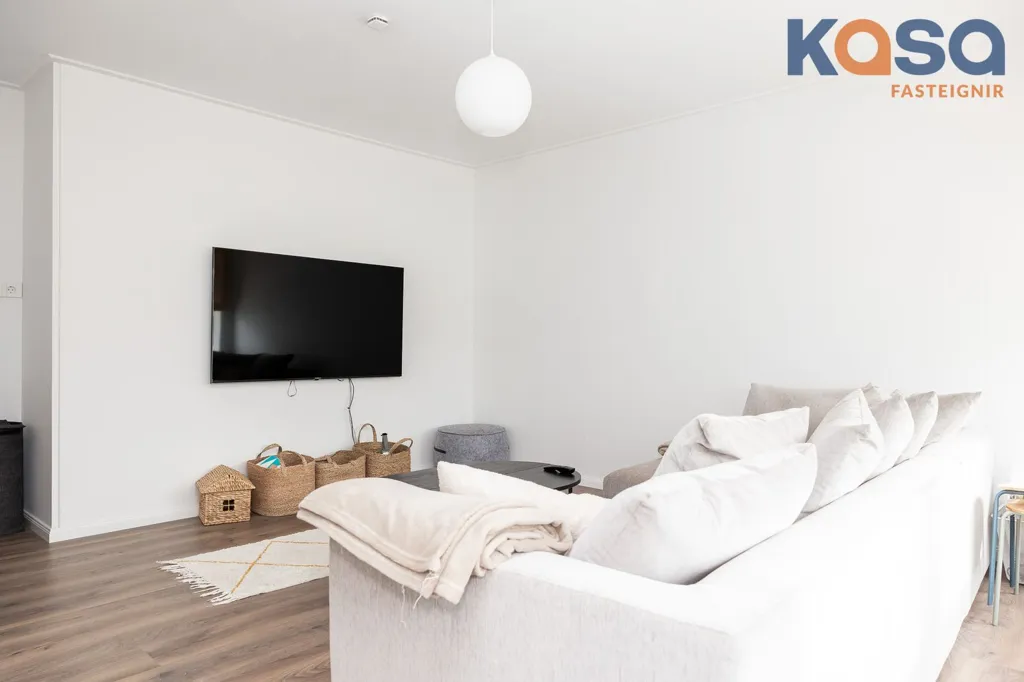Séjour - Apartment with Open Plan Living in Akureyri