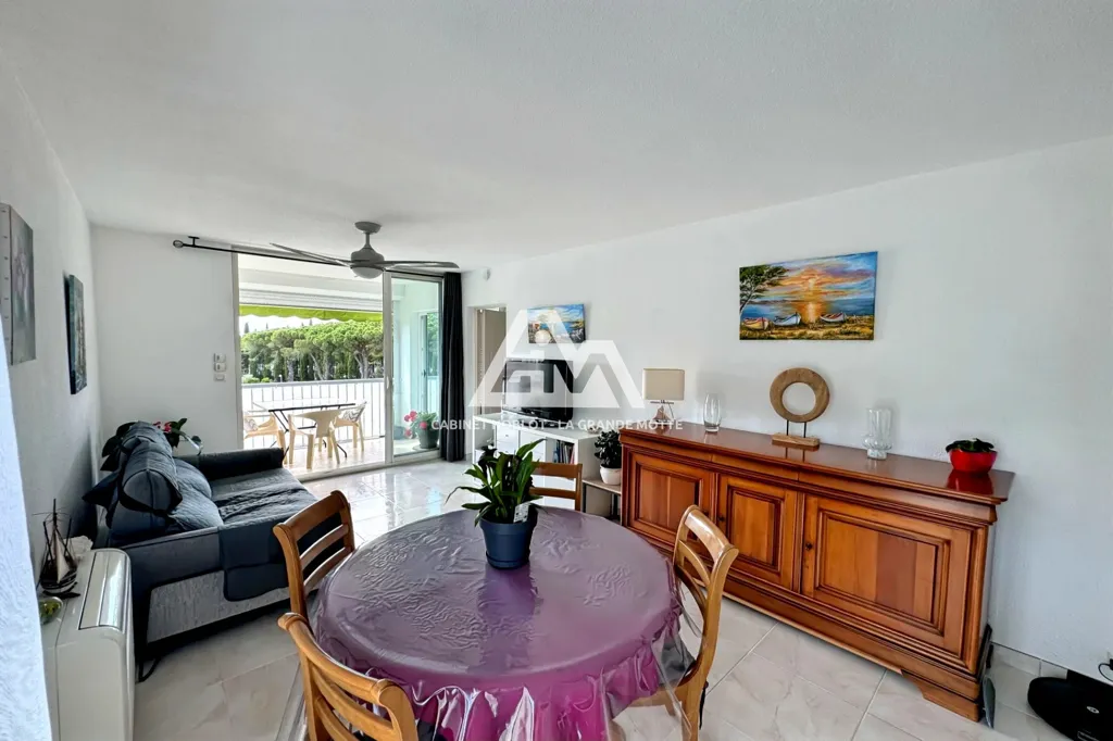 Söögituba - 2-Bedroom Apartment with Garden View in Hérault
