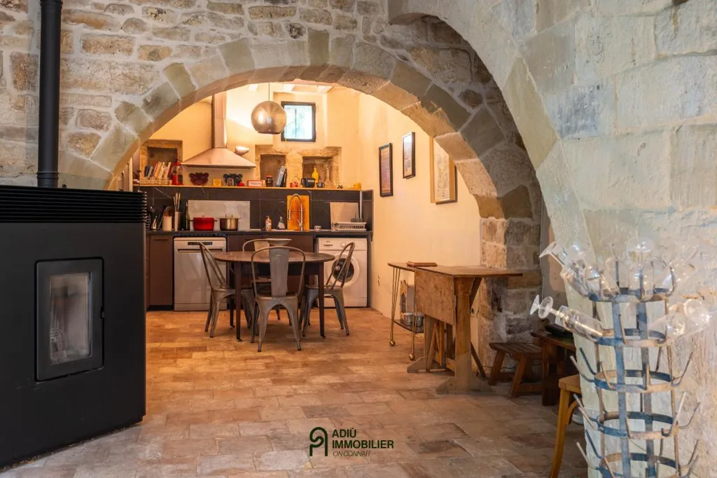 Söögituba - Authentic Château House near Uzès