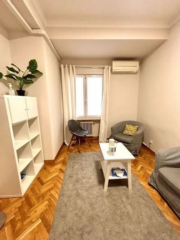 Elutuba - 3-Bedroom Flat with A/C in Almagro