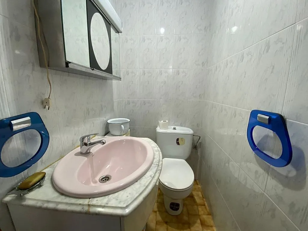 Bagni - Chalet with Terrace and Balcony in Cilleros