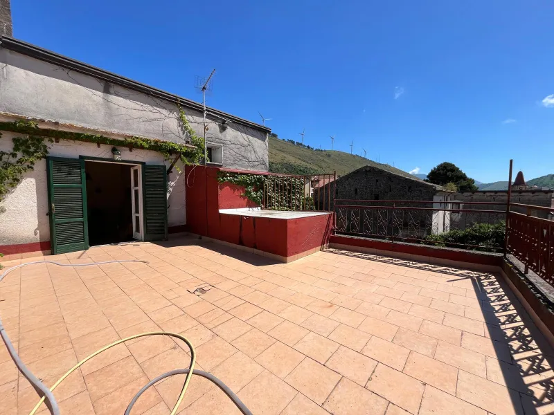 Terrazza - Villa indipendente con terrazzo a Durazzano