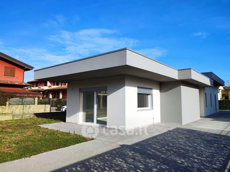 Välivaade - Modern Villa with Private Garden in Filago