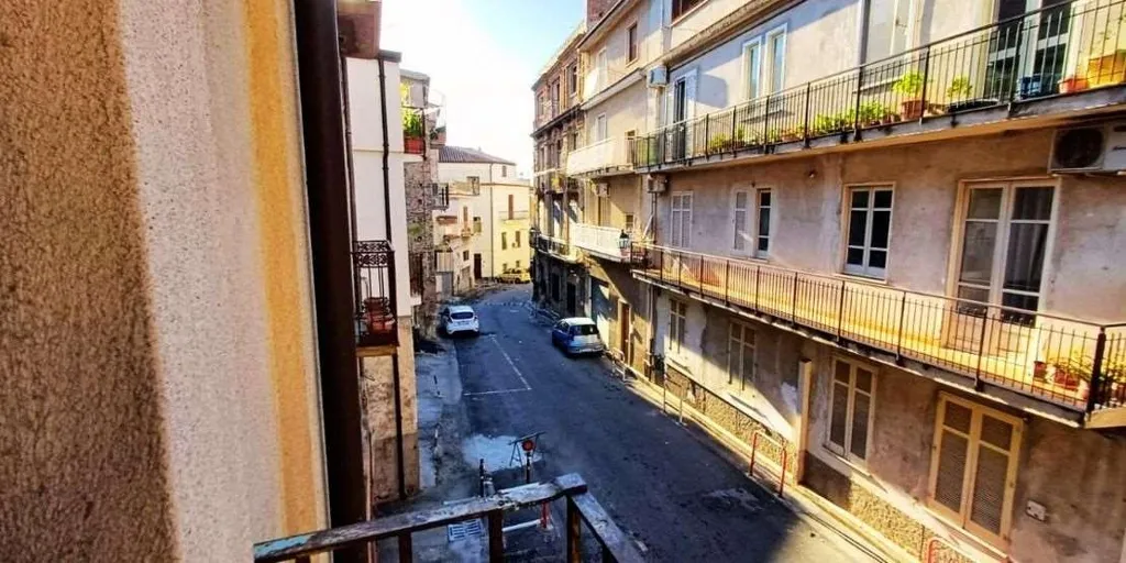 Multi-level Apartment with Sea View in Cetraro