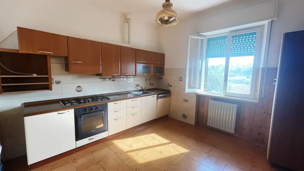Köök - Apartment with Garage in Jesi