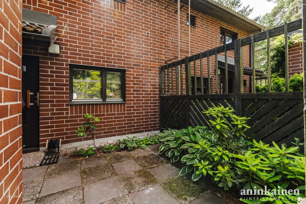 Aed - Two-Level Terraced House with Private Yard in Koivula
