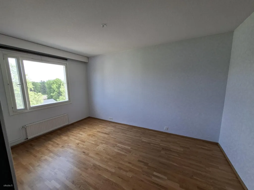 Rooms - Spacious Flat with Balcony in Kouvola