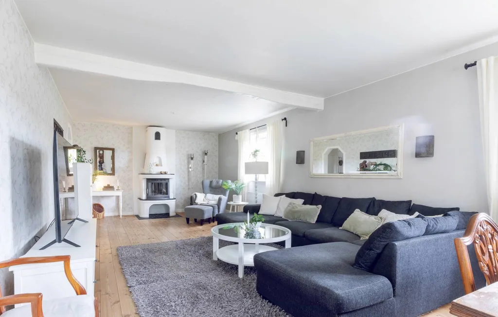Maison 8 pièces à Heby kommun