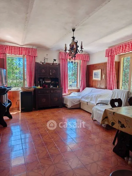 Séjour - Rustic Farmhouse with Land in Valmaggiore, Asti