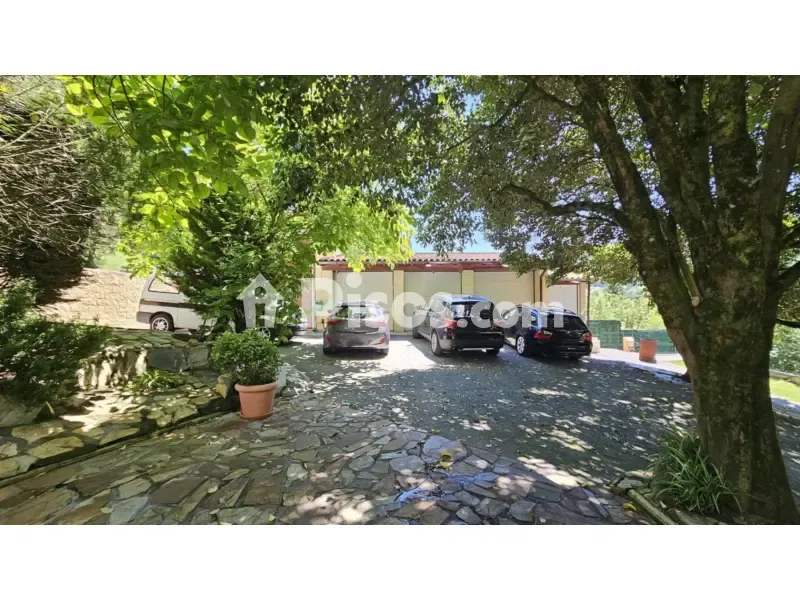 Exterior - Independent Villa with Private Pool in Gueñes