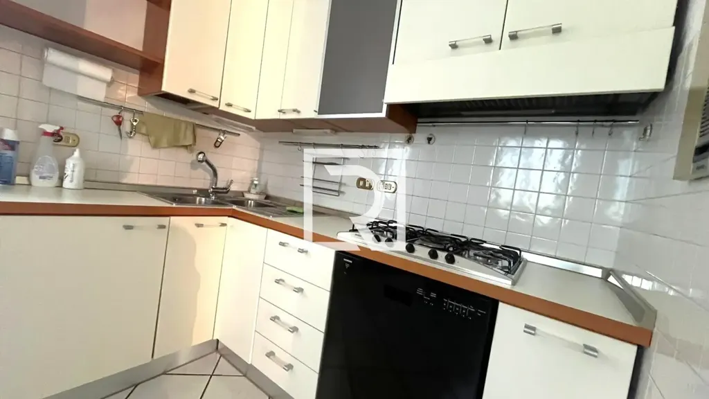 Cucina - Semi-detached House with Private Garden in Ravenna