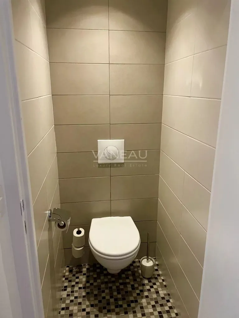 Salles de bain - Appartement Meublé avec Climatisation à Paris 16ème