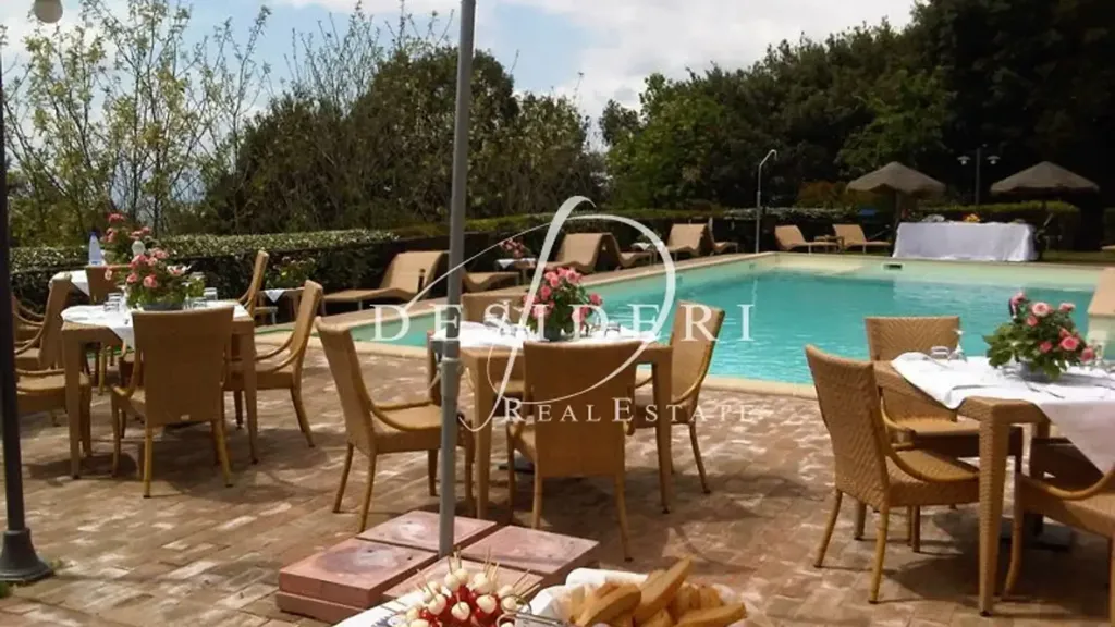 Pool - Casale with Multiple Levels in Gavorrano