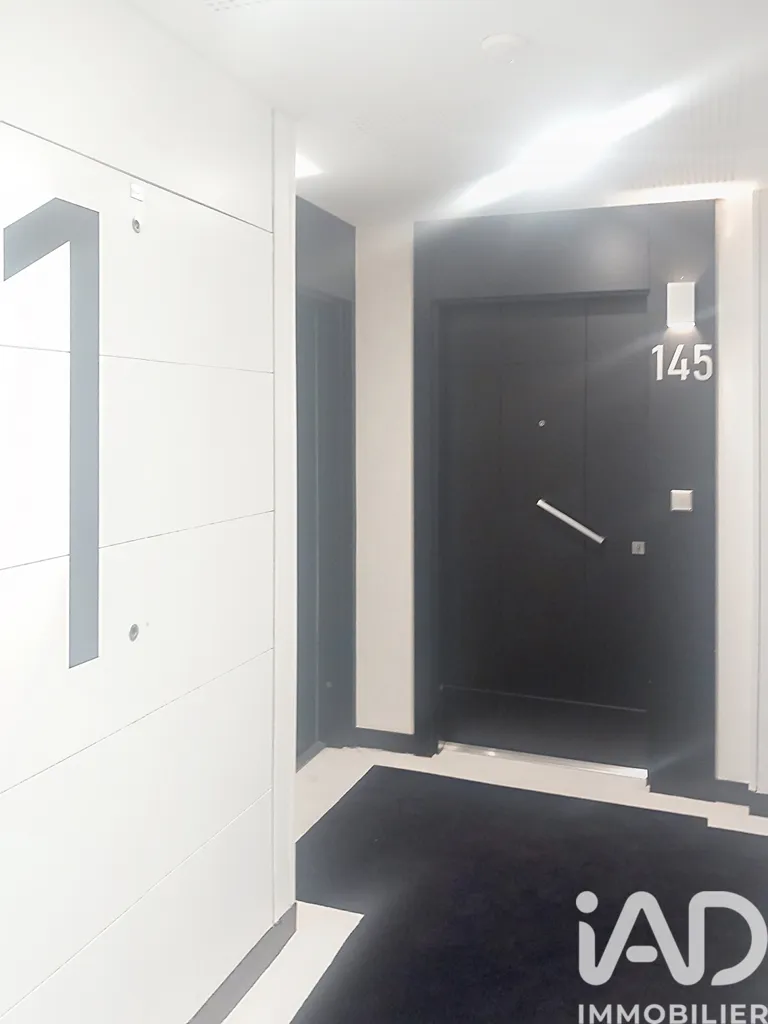 Entrée - Appartement T5 avec Balcon à Bagneux