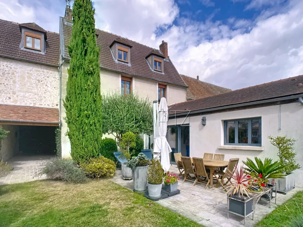 Jardin - Maison Charmante avec Terrasse à Bouconvillers