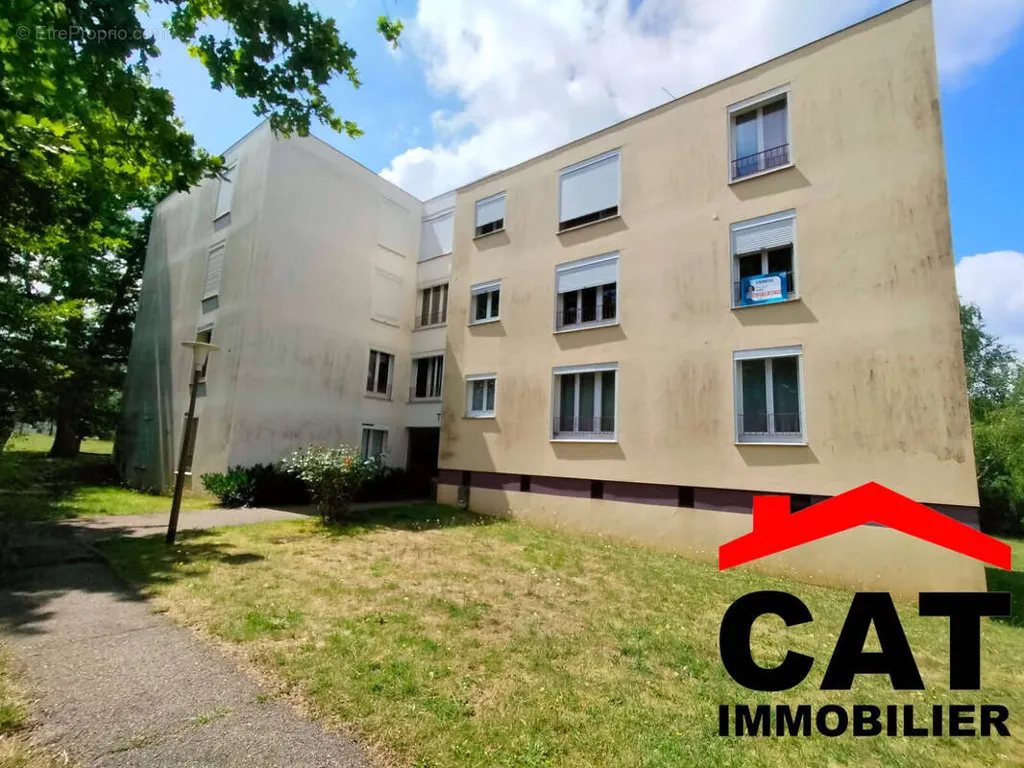Extérieur - Appartement à Rénover avec Vue Dégagée à Saint-Mammes