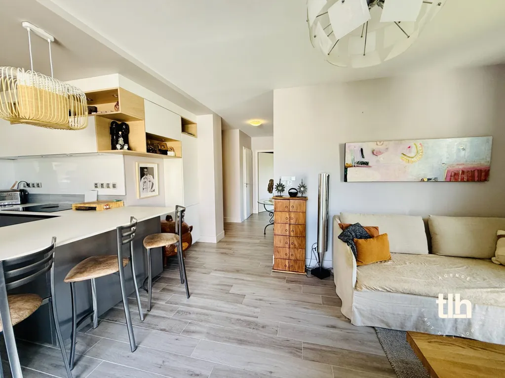 Köök - Bright Apartment with Terrace in Lattes
