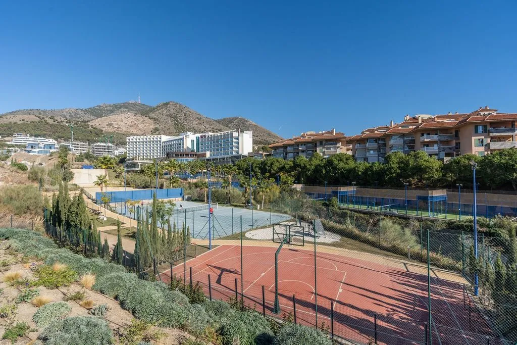Aed - Luxury Penthouse with Pool in Fuengirola