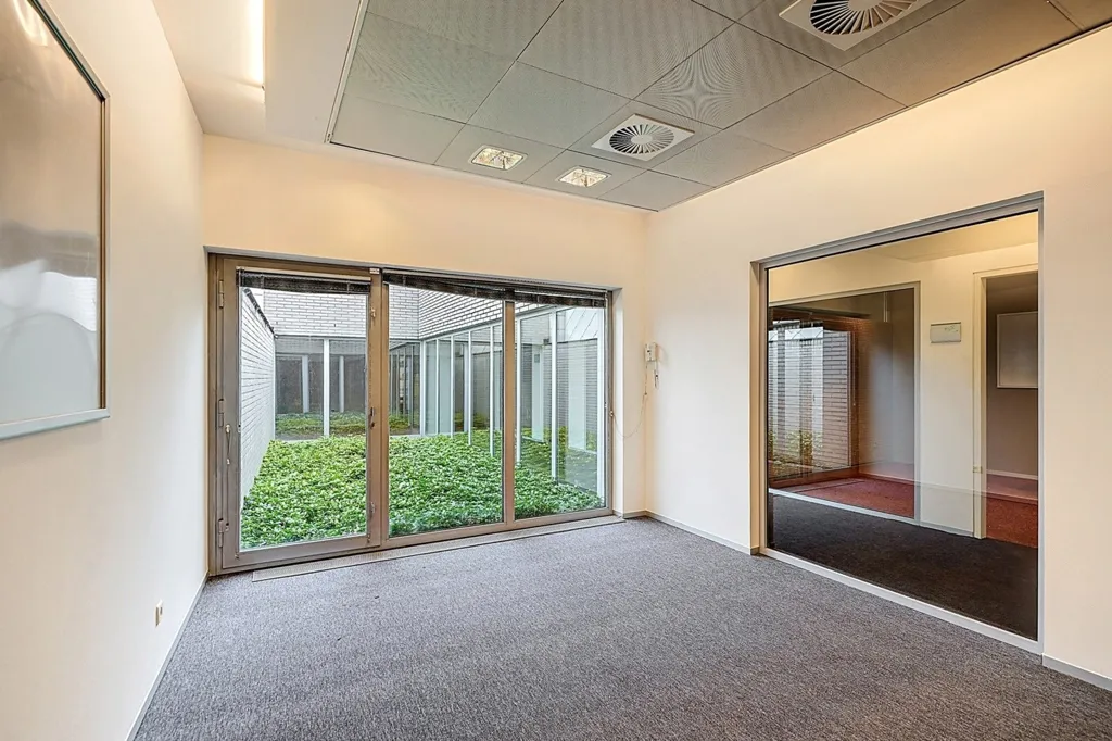 Bureau - Local Commercial Multifonctionnel en Centre-ville d'Oud-Turnhout