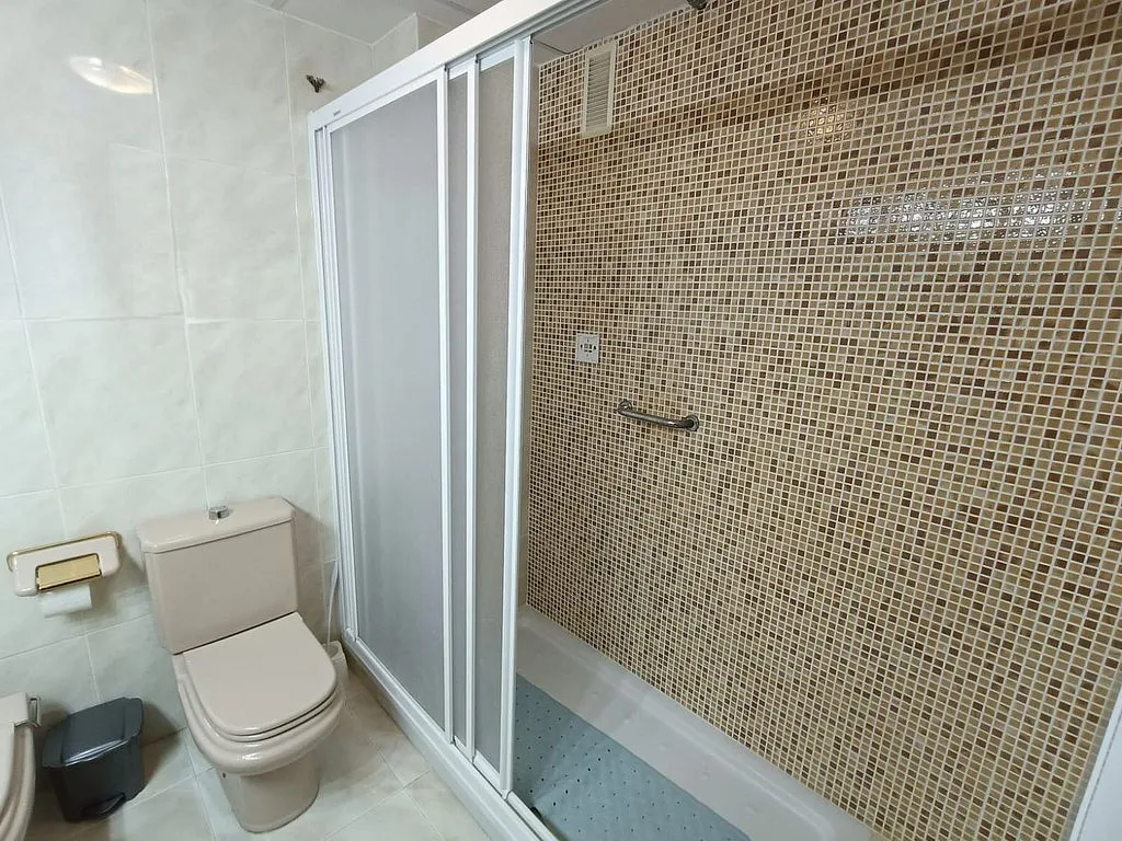 Salles de bain - Furnished Flat with Balcony in El Infante