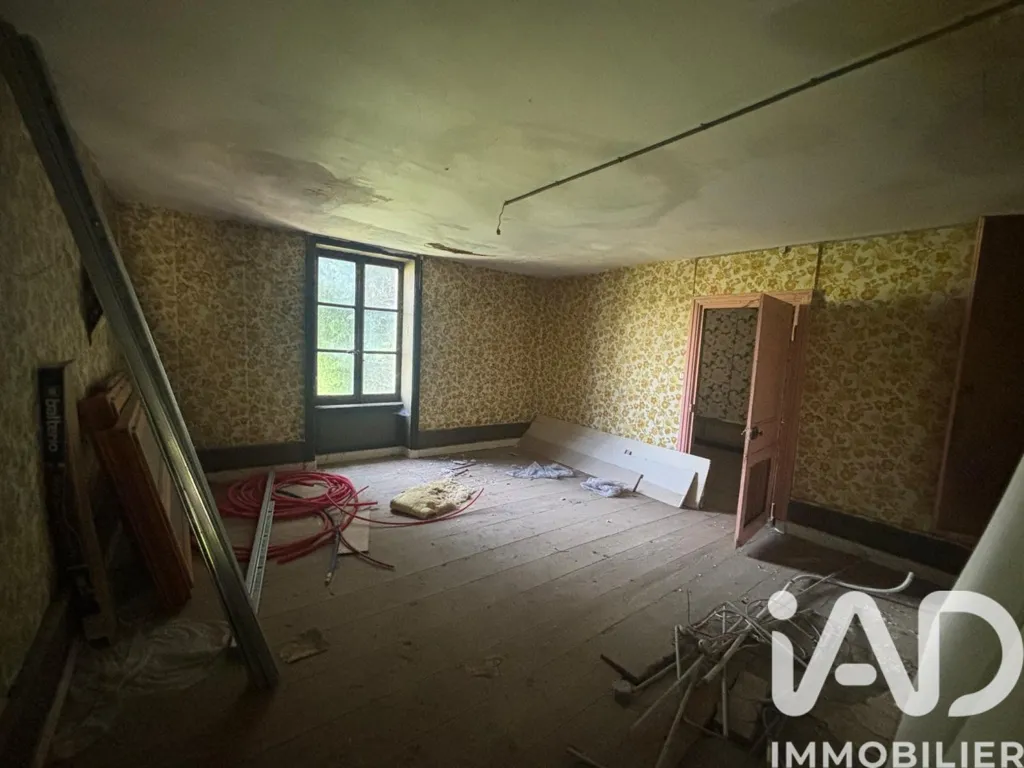 Toad - Multi-Unit Property with Garden in Bucey-lès-Gy