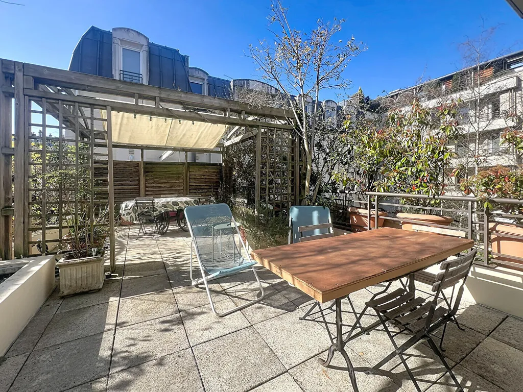 Terrazza - Apartment with Terrace in Suresnes Centre
