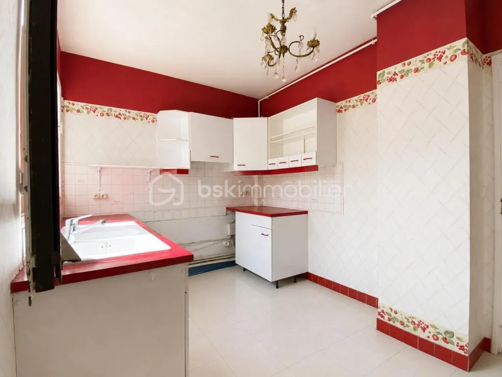 Cuisine - Appartement 4 Pièces avec Balcon dans Résidence Calme