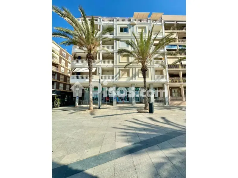 Exterior - Seafront Apartment with Balcony in Torrevieja