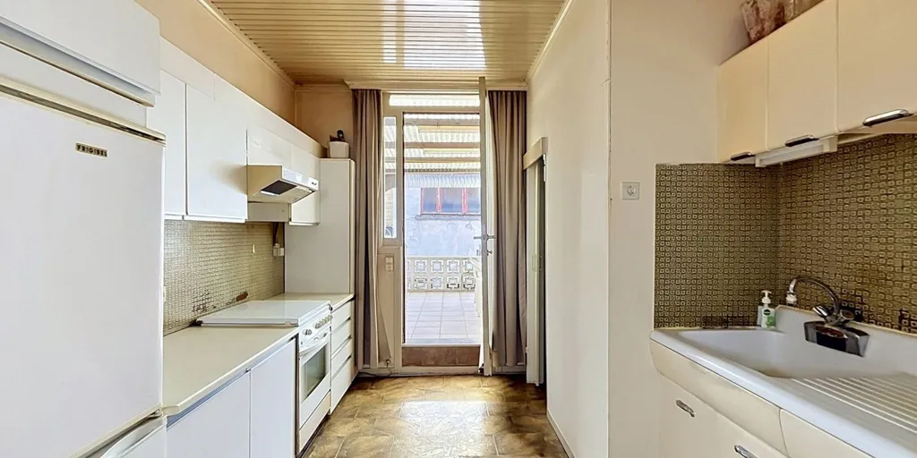 Cuisine - Appartement à Moderniser avec Jardin à Deurne