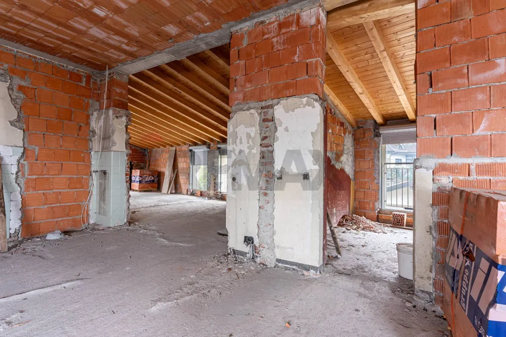 Toad - Spacious Apartment with Terrace in Inverigo