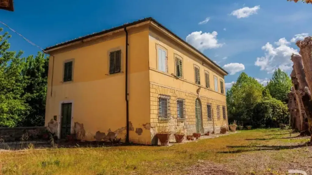 Välivaade - Historic Rustico with Private Chapel in Crespina Lorenzana