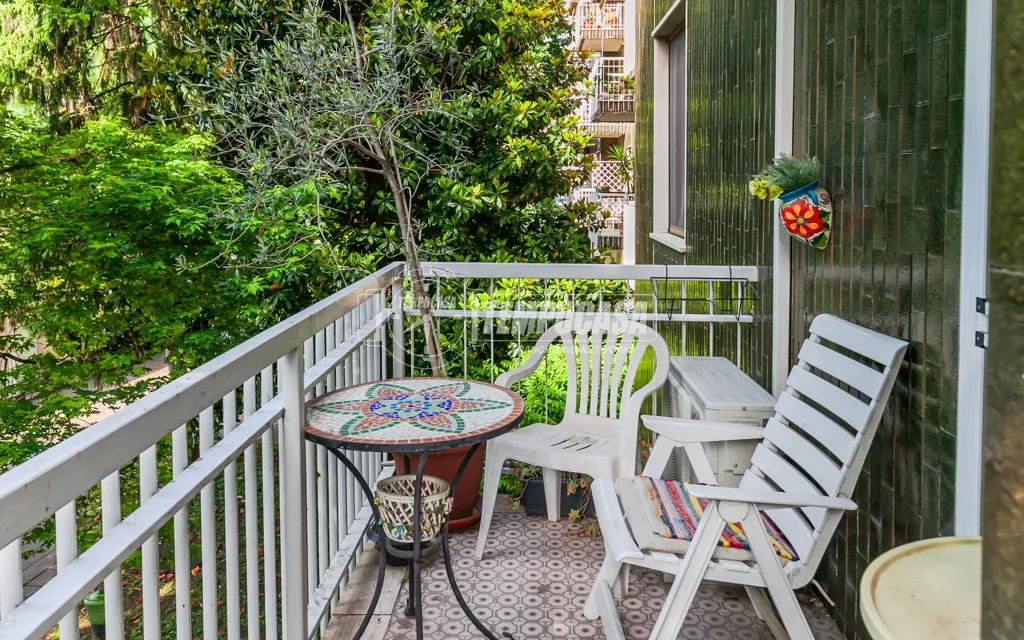 Balcon - Trilocale with Condominium Playground in Milan