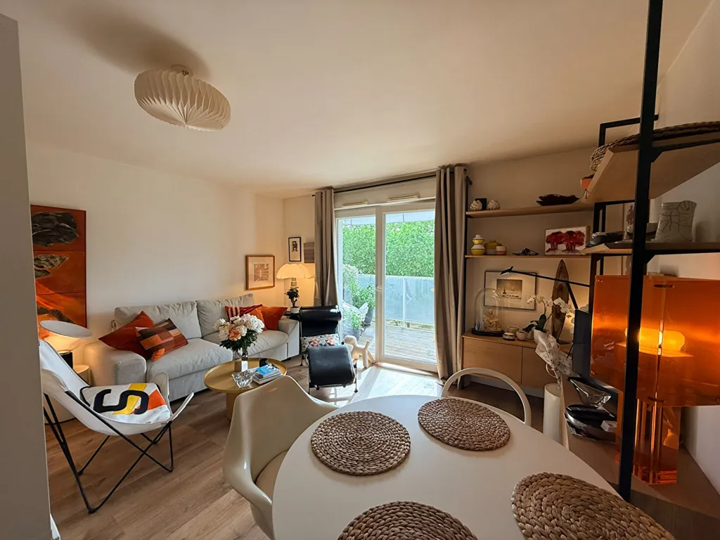 Elutuba - Ready-to-Move Flat with Balcony in Saint-Nazaire