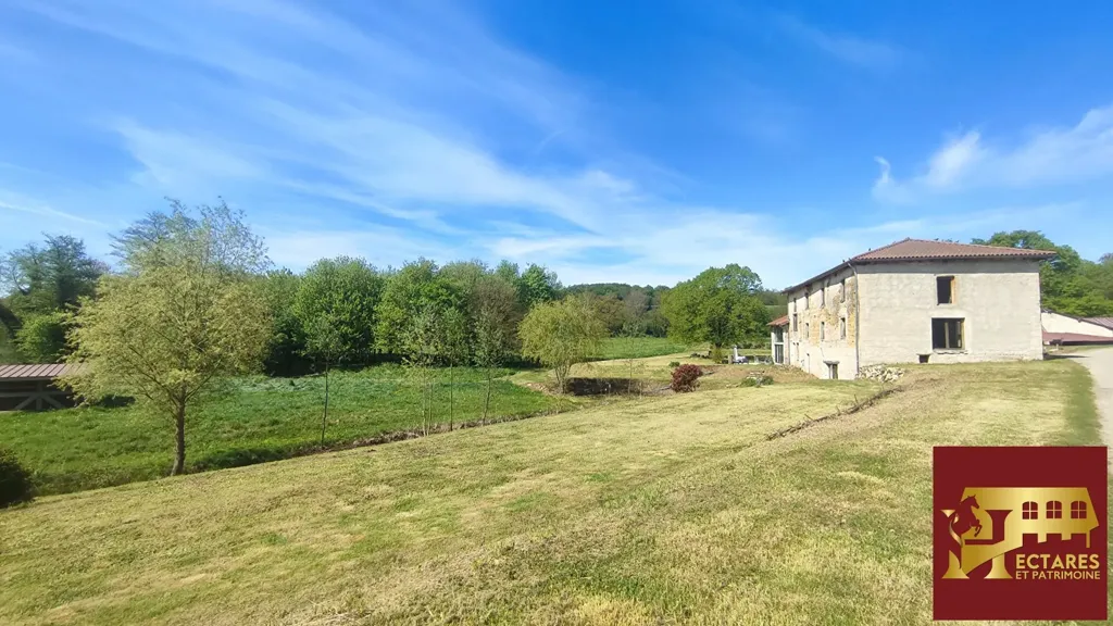 Extérieur - Ancien Moulin avec Jardin entre Lyon et Genève