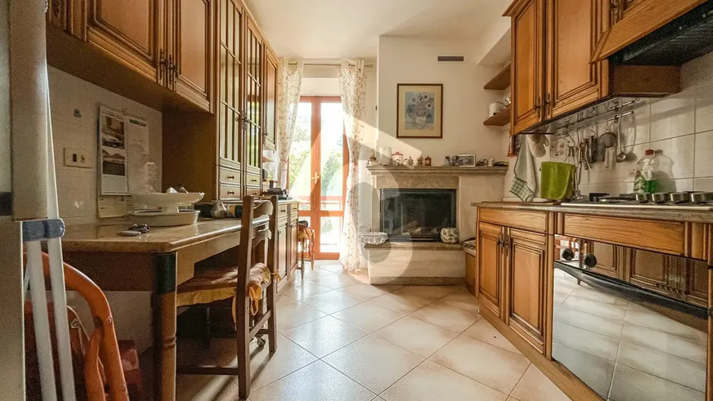 Cuisine - Apartment with Panoramic View in Serra San Quirico