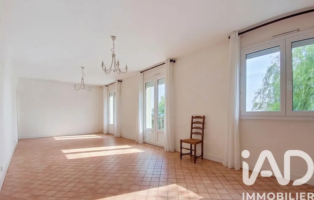 Soggiorno - 3-Bedroom House with Constructible Land in Pleugueneuc