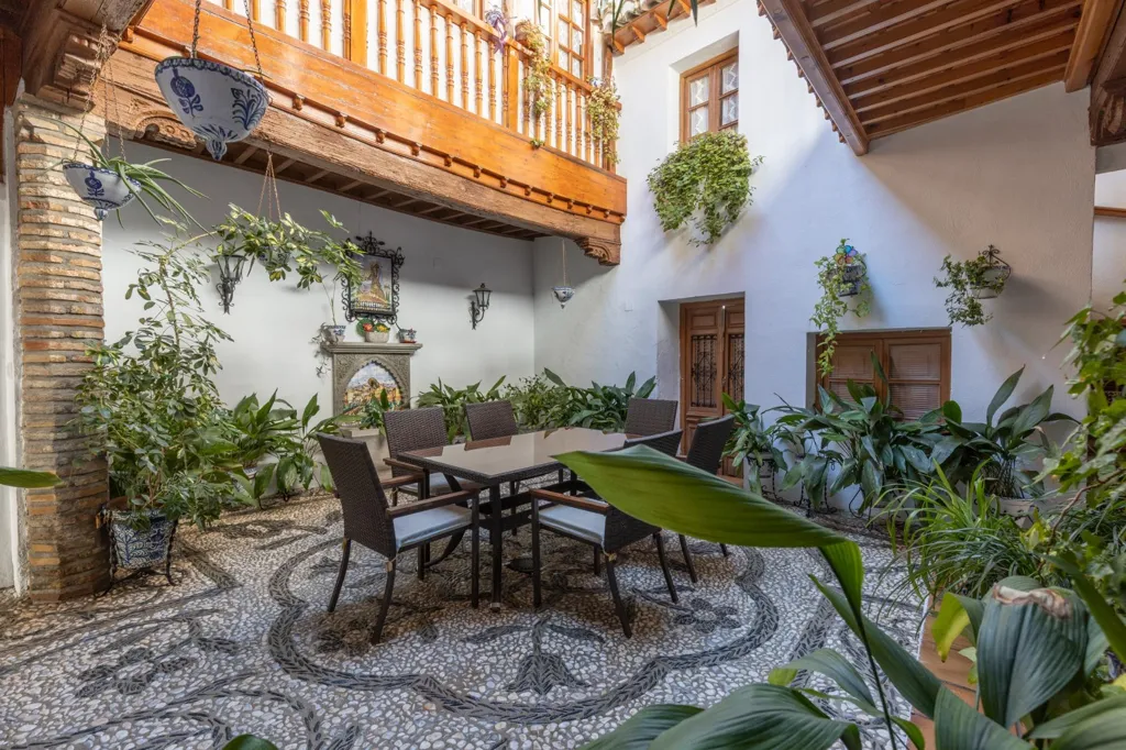 Jardin - Terraced House with Courtyard in Albaicín