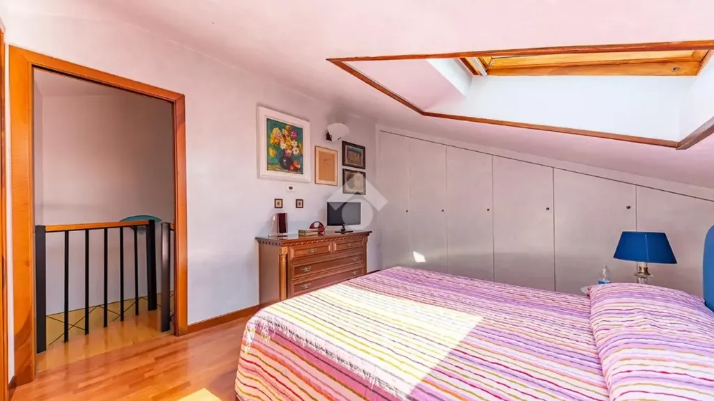 Camere da letto - Trilocale with Balcony in Lainate