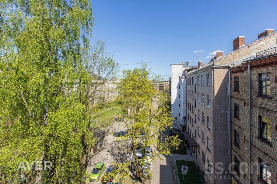 3-toaline korter asukohas Rīga