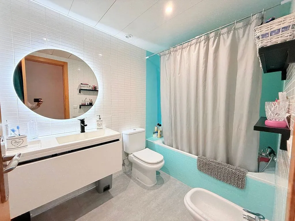 Salles de bain - Duplex with Garage in Esquivias