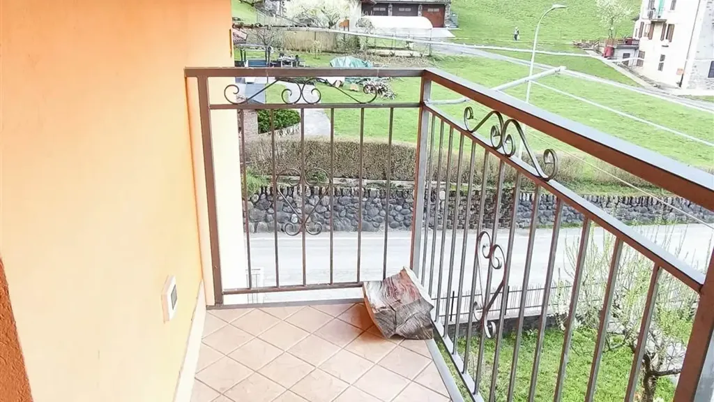 Balcon - Bilocale with Balcony in Schilpario