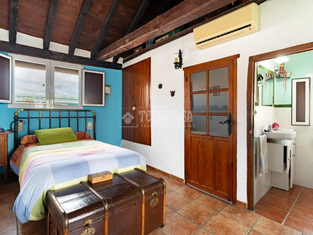 Chambres - Traditional Albaicín Flat with Balcón